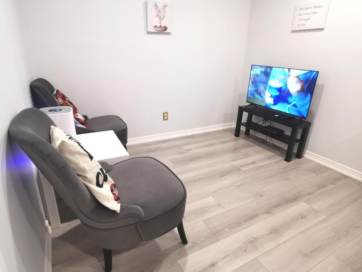 Perfect Location Comfort Private House Lower Level 2 Bedroom Unit Mississauga Exterior foto